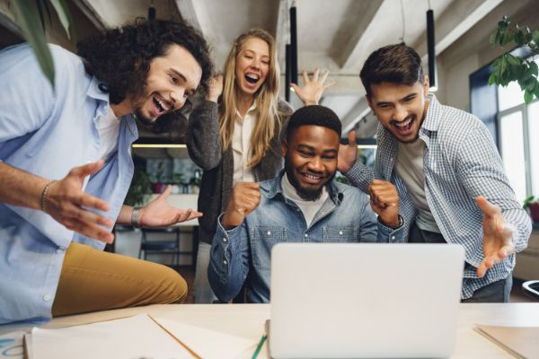 Behavioral economics in CPG trade loyalty, highlighting intrinsic motivation, reward psychology, and retailer behavior insights used to design effective loyalty programs.